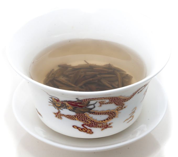 Datei:Gaiwan-mit-aufguss.jpg